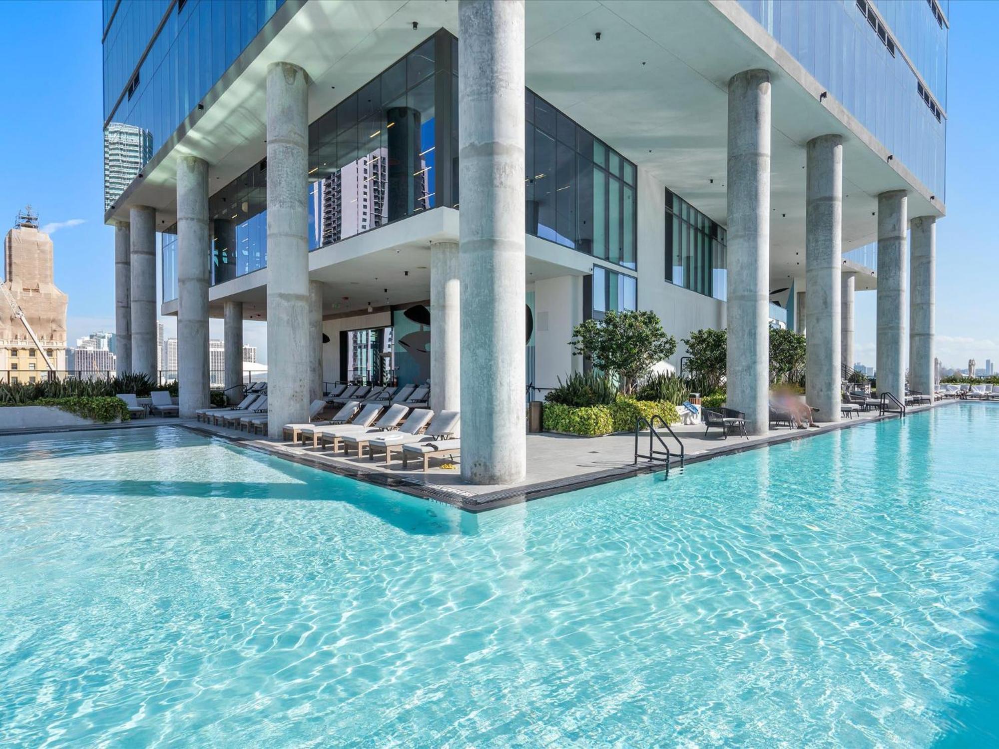Mvr - Nights & Ocean Sights Await Apartment Miami